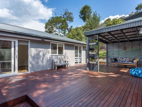 Sand Surf Beach Beautiful Rye Holiday Home - Accommodation Main Beach 1