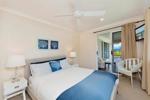Allure By The Sea - Accommodation Main Beach 2
