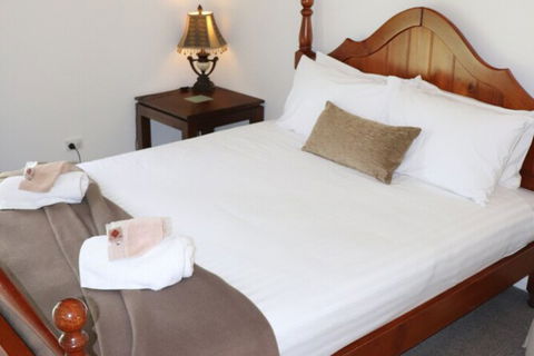 Mapleton Falls Farm House - Accommodation Main Beach 4