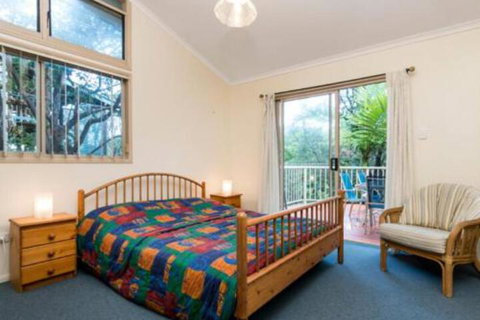 Amaroo House - Accommodation Main Beach 3