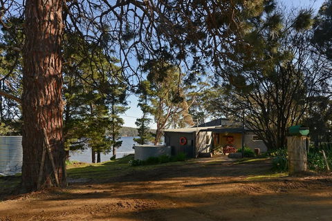 Taylors Bay Cottage - Accommodation Main Beach 0