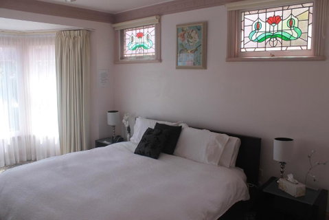 Gardenia House - Accommodation Main Beach 1