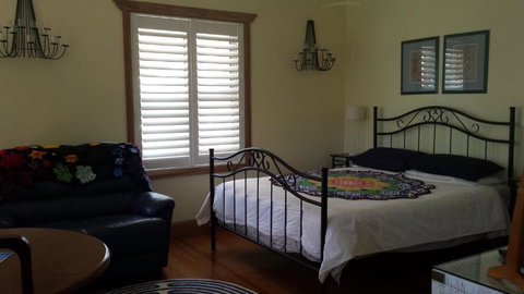 Stringybark Hills Retreat - Accommodation Main Beach 1