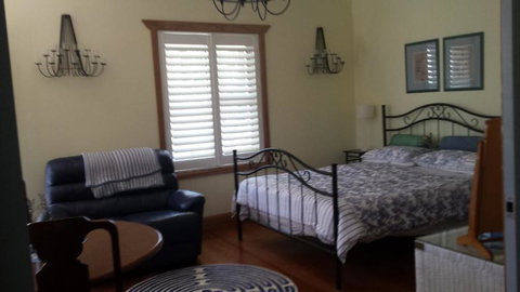 Stringybark Hills Retreat - Accommodation Main Beach 5