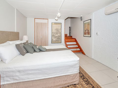 Unique Tropical Rainforest Getaway - Accommodation Main Beach 2