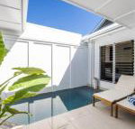 Reflections Emerald Villa - Accommodation Main Beach