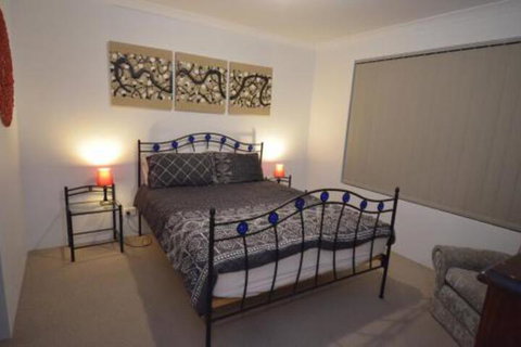 Park View Modern House - Accommodation Main Beach 5