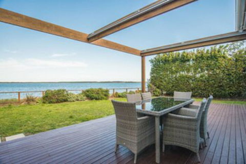 Ultimate Sandringham Beach Front Luxury House - Accommodation Main Beach 0
