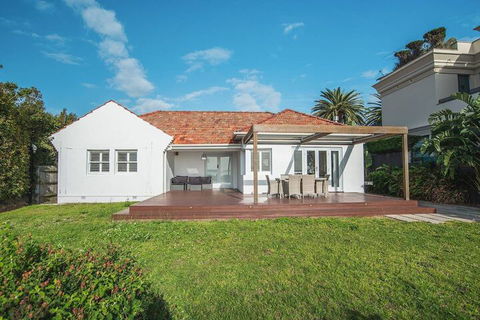 Ultimate Sandringham Beach Front Luxury House - Accommodation Main Beach 3