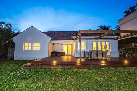 Ultimate Sandringham Beach Front Luxury House - Accommodation Main Beach 1