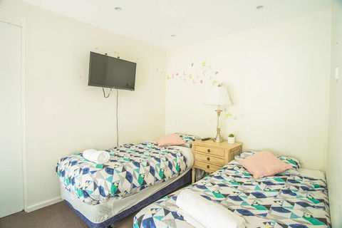 Ultimate Sandringham Beach Front Luxury House - Accommodation Main Beach 4
