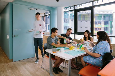 UniLodge John Grey Hall - Accommodation Main Beach 7