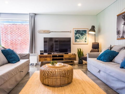 Pandanas Apartments 17A Mollymook Beach - Accommodation Main Beach 3