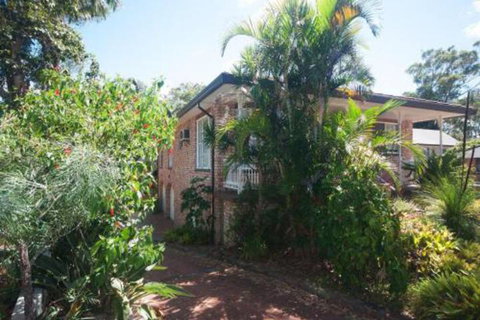 Lazy Daze - Accommodation Main Beach 6