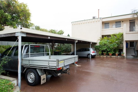 Riverside Arthouse - Accommodation Main Beach 1
