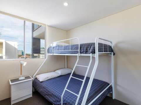 Ebbtide 27 - Accommodation Main Beach 7