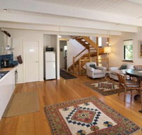 Orion Studio with Ocean Views - Accommodation Main Beach