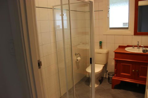 OXENBERRY FARM - Accommodation Main Beach 1