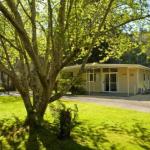 Wayatinah TAS Accommodation Main Beach