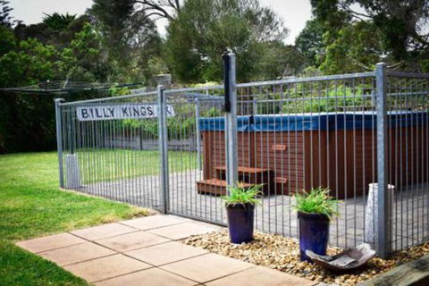 The Blue House Rye Family Entertainer - Accommodation Main Beach 4