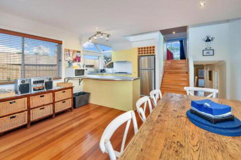 The Blue House Rye Family Entertainer - Accommodation Main Beach 3