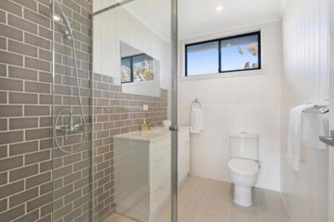 Easy Living Bayside Accommodation - Accommodation Main Beach 7