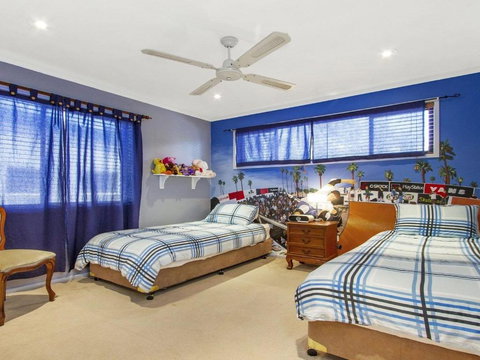 Lumina Luxury Comfort & Lots Of Style - Accommodation Main Beach 1