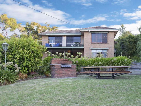 ROANJOKA DROMANA.... - Accommodation Main Beach 3