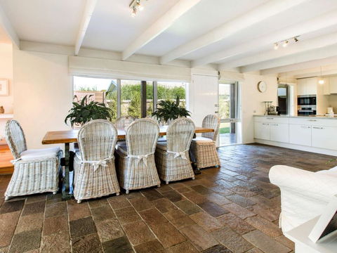 WAIKIKI BLAIRGOWRIE - Accommodation Main Beach 2