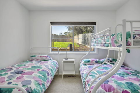 Sunshine Beach House Brand New Stunning - Accommodation Main Beach 5