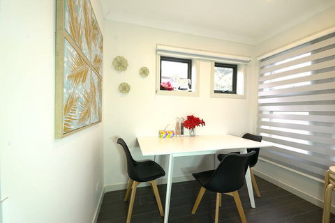 A Cozy 3BRM House At Doncaster - Accommodation Main Beach 6