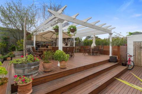 Mediterranean Serenity - Accommodation Main Beach 0