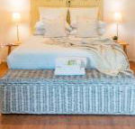 Farm  Co sy - Accommodation Main Beach