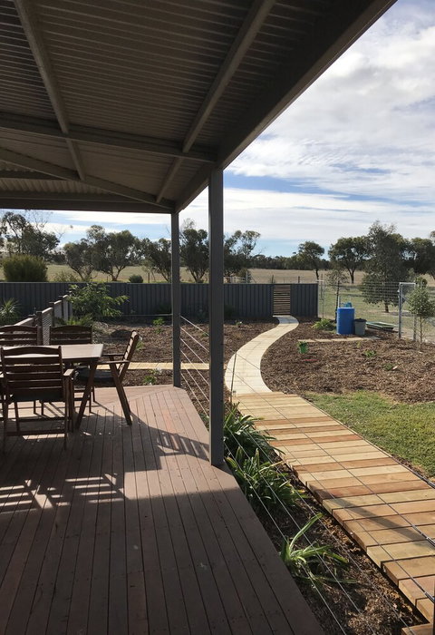 The Mains Guest House - Accommodation Main Beach 2