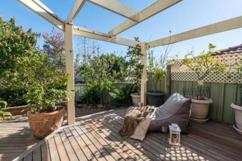 ULTRA SPACIOUS STYLISH HOME In PRESTONS SYDNEY - Accommodation Main Beach 5
