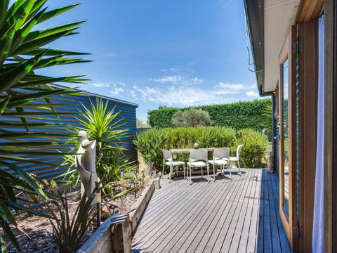 The Sanctuary Studio - Accommodation Main Beach 1