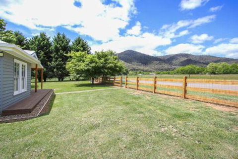 Indies Run - Accommodation Main Beach 4