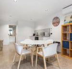 Chic Beach Studio - Accommodation Main Beach
