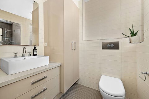 StayCentral On George - Accommodation Main Beach 1