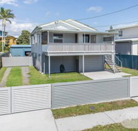 Brighton Waterfront Beach House - Accommodation Main Beach