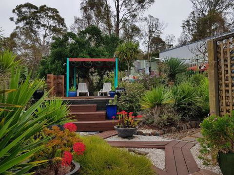 Coastal Garden Shack - Accommodation Main Beach 0