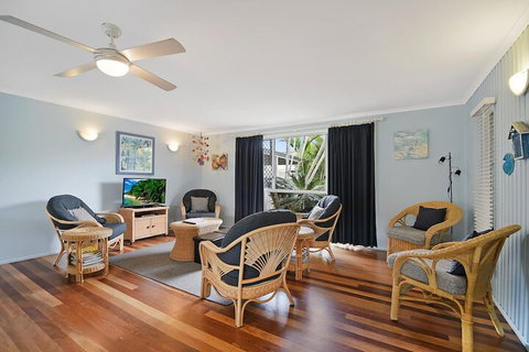 Allamanda Sands - 23 Oriole Avenue - Accommodation Main Beach 4