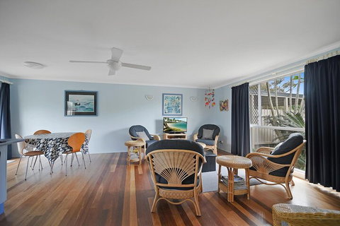 Allamanda Sands - 23 Oriole Avenue - Accommodation Main Beach 5