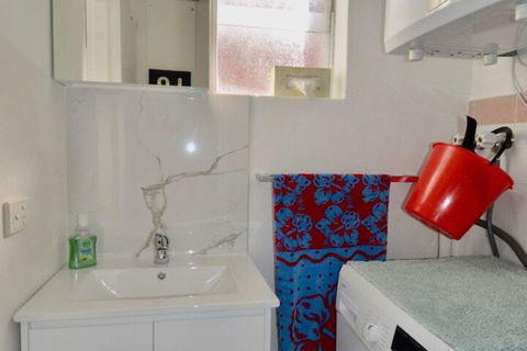 Cute Studio Apartment In Maroubra - Accommodation Main Beach 6