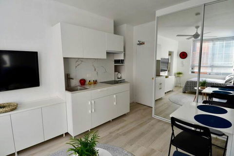 Cute Studio Apartment In Maroubra - Accommodation Main Beach 2