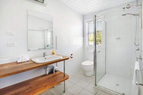 Rivendale - Accommodation Main Beach 4