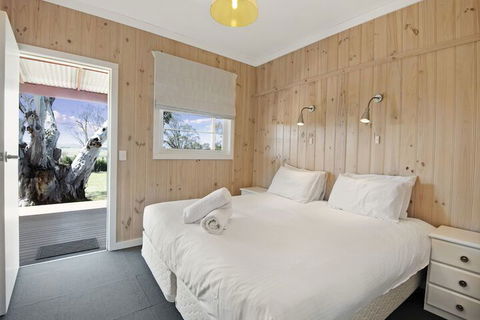 Rivendale - Accommodation Main Beach 3