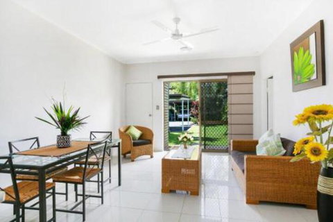 Cairns Reef Retreat - Accommodation Main Beach 7