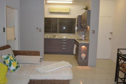 Cairns Reef Retreat - Accommodation Main Beach 4