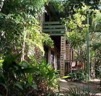 Avalon - Accommodation Main Beach
